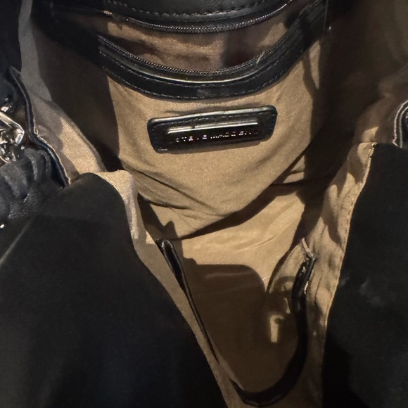 Steve Madden Black Quilted Chain Shoulder Bag - Picture 4 of 7